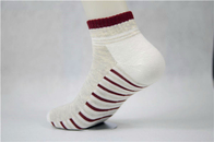 Выскальзывания полиэстера пота носки абсорбент устойчивые для пожилых изготовленных на заказ размера и цвета