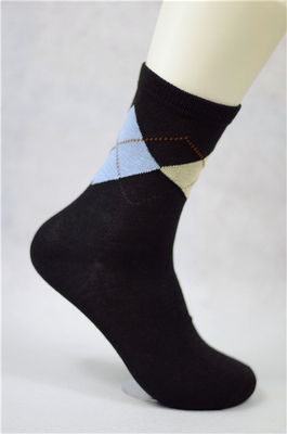 Носки выскальзывания полиэстера/домочадца хлопка анти- для размера цвета взрослых ориентированного на заказчика